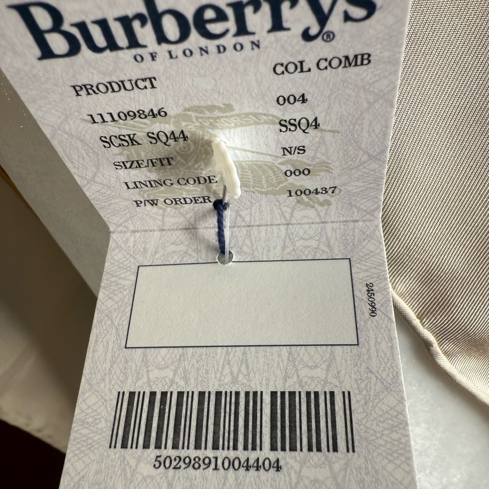 Burberrys Silk  Horse Print Scarf new with tags - Picture 6 of 7